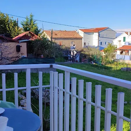 Apartamento Beachfront Summer Oasis Preko