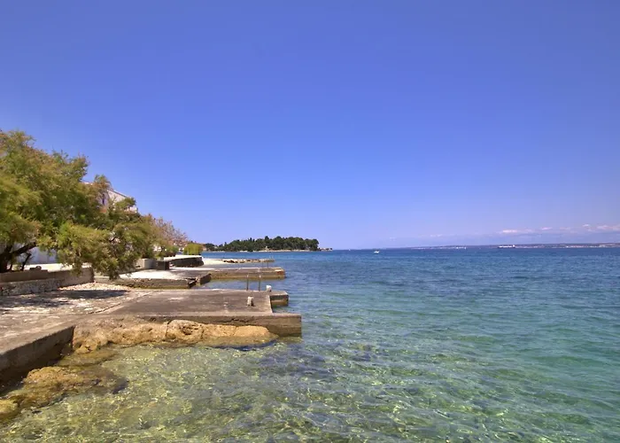 Διαμέρισμα Beachfront Summer Oasis *
