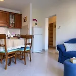 Beachfront Summer Oasis Preko