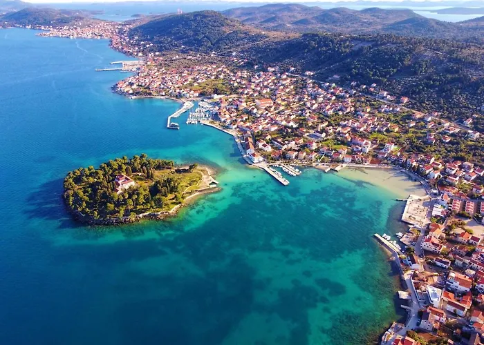 Beachfront Summer Oasis Appartamento